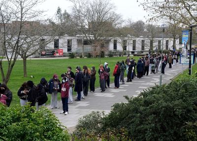 Meningitis outbreak: Students queue for medication in ‘Covid-esque’ scenes