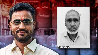 UP journalist booked over LPG queue video, cops say ‘visuals old, misleading’