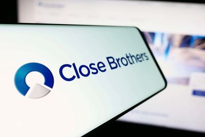 Close Brothers to cut almost quarter of workforce in 18 months