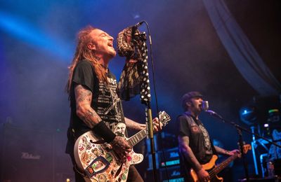 The Wildhearts confirm frontman Ginger Wildheart has been diagnosed with a rare cancer