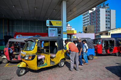 Sri Lanka mandates four-day week with Wednesdays off amid fuel supply concerns