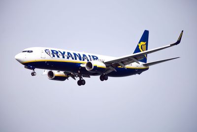 Bailiffs board Ryanair plane after passenger compensation dispute