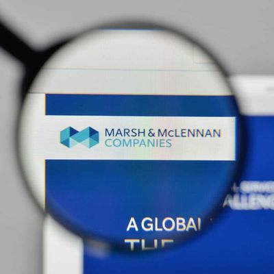 Marsh & McLennan Stock: Is MRSH Underperforming the Financial Sector?