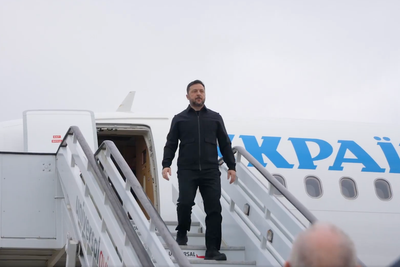 Zelensky touches down in London for talks with Starmer and Nato chief