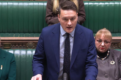 Wes Streeting warns of ‘returning to Victorian conditions’ through ‘anti-science’ rhetoric amid meningitis B outbreak
