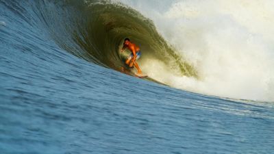 Surfing’s big break: how climate crisis insurance may save El Salvador’s waves