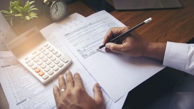 I Asked ChatGPT How To Prepare for Tax Season in 30 Days — Here’s the Checklist