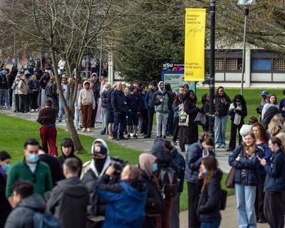 Desperate parents calling pharmacies for meningitis jab as stocks run low