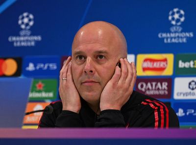 Liverpool: Arne Slot updates Alexander Isak return timeline as new injury worry revealed