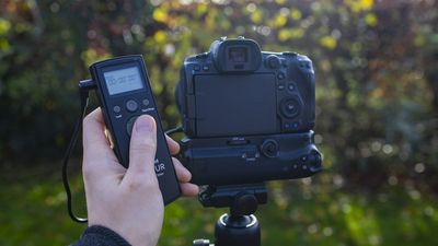 Have modern apps and built-in camera features killed off trusty shutter release cables?