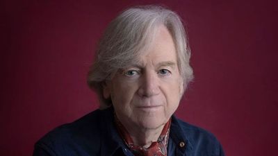 Sole surviving Moody Blues member Justin Hayward announces UK tour for October