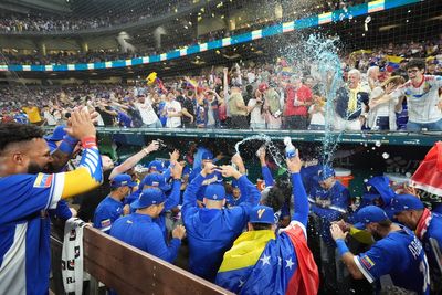 Expect a festive WBC final crowd as the US plays Venezuela at an uncomfortable political moment