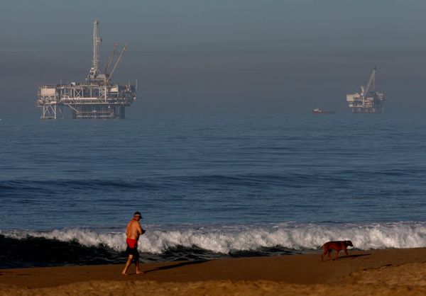 Oil flows again through controversial California pipeline after Trump order