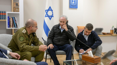 Where Is Netanyahu? Viral Photo Fuels Death Rumours After AI Flags Image As 'Old' Amid Iran War Fears