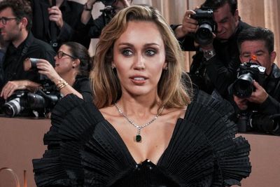 Miley Cyrus tears up in Hannah Montana 20th anniversary special trailer