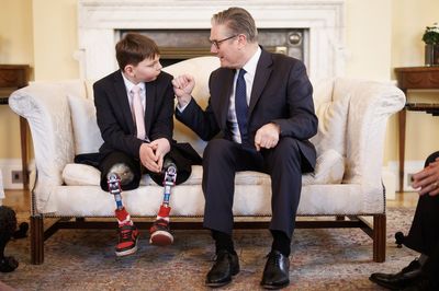 Prime Minister discusses new child cruelty register with Hudgell family