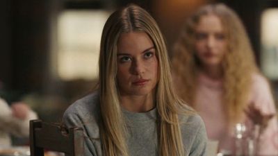 The Story Behind Abby And Paige’s Fight Scene In The Madison, And How Elle Chapman Actually Got Punched During It