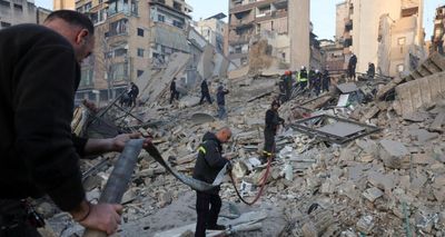 U.S. Launches Major Strike on Iranian Missile Facilities Near Strait of Hormuz