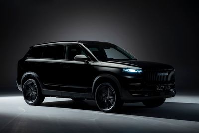 Jaecoo’s cut-price Range Rover rival now comes in black