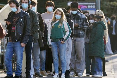 Bulletin PM briefing: Meningitis latest and Iran issues new threat