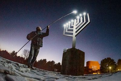 As religious tensions rise, synagogues and other houses of worship in Maine look to beef up security