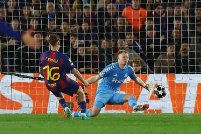 Barcelona crush Newcastle to reach Champions League quarterfinals
