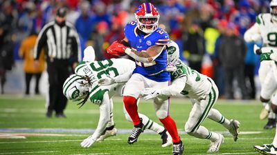 The New York Jets become the first NFL team to adopt image-streaming technology for their official photography