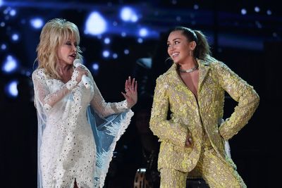 Miley Cyrus credits Dolly Parton’s advice for Hannah Montana special