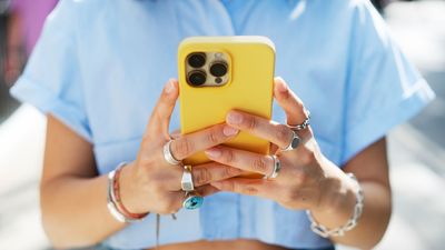 Young Aussies Suffered A ‘Dramatic Drop’ In Happiness Over The Last Year Due To Social Media