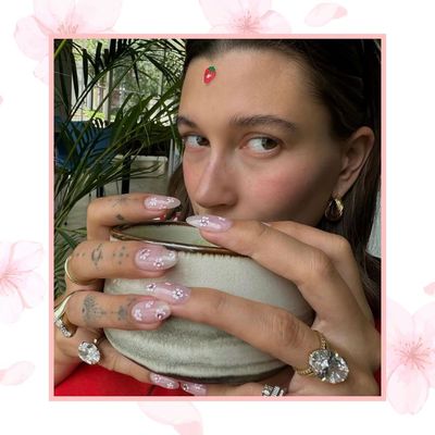 Cherry Blossom Nails Are Back in Bloom for Spring