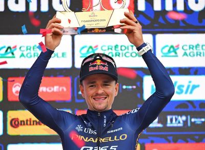'Milan-San Remo is different, it's very explosive' - Tom Pidcock says positioning at Cipressa, not good shape at Milano-Torino, is primary indicator for success on Saturday