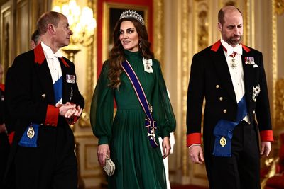 Kate wears Queen’s earrings and Diana’s favourite tiara at banquet for Nigerian leader