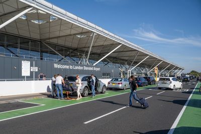 Latest London airport to increase passenger drop-off fees