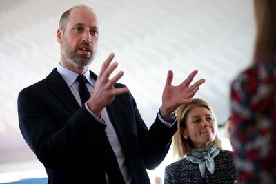 William meets international delegation as part of campaign to end homelessness