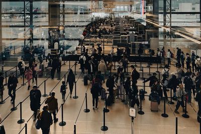 'Hungry' TSA Employees Face Eviction, Repossessions, and Empty Fridges, Seek Food Bank Help