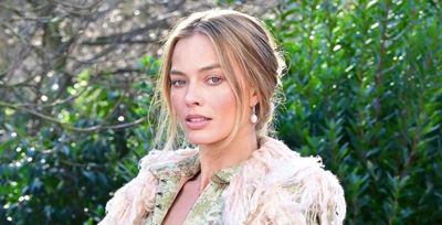 Margot Robbie's Gin Banned? Here's Why UK Pubs Are Refusing To Serve Papa Salt