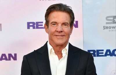 Donald Trump talked alien files with Dennis Quaid