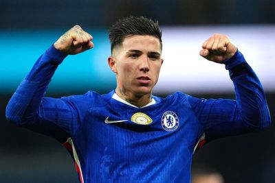 Liam Rosenior speaks out on Enzo Fernandez’s Chelsea future