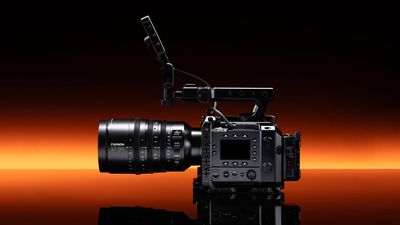 Top design industry award for US$16,500 world's first medium-format cinema camera – "a win for filmmakers and fans alike" – featuring 102MP open gate