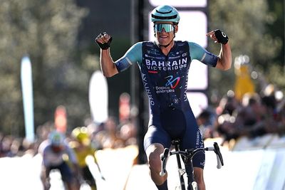 Grand Prix de Denain: Alec Segaert toys with Hagenes and fends off peloton for extraordinary solo win