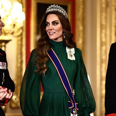 The Mystery Behind Princess Kate’s State Banquet Ballgown