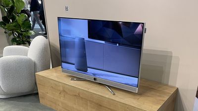 I saw Loewe's new small 4K TVs with high-end image quality and sound, and they look very tempting for cineasts in a small space