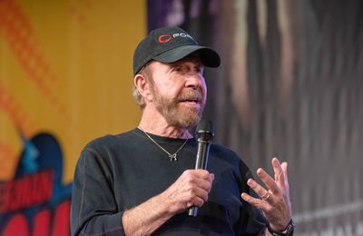 Chuck Norris 'hospitalised'