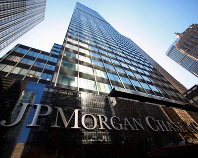 JP Morgan Chase to use computer estimates to monitor hours worked by junior bankers