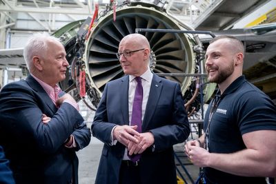 Ryanair to create 450 jobs in £40m Prestwick Airport expansion