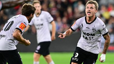 Van Egmond unloads on Wanderers after Adelaide loss
