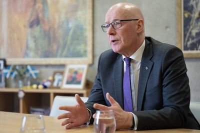 Swinney rejects assertion he cancelled briefing on US military use of airport