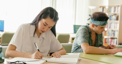 “Are You Smarter Than The Average U.S. Student?”: These 29 Questions Will Show