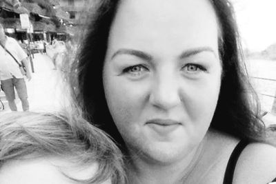 Calls for government to fund meningitis B vaccination programme for 16 to 23-year-olds