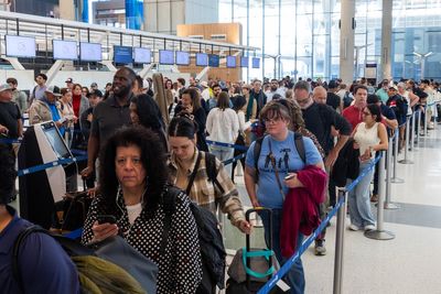 TSA issues set to hit more airports and experts are ‘extremely worried’